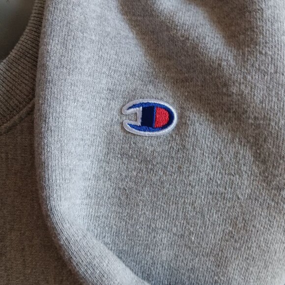 Vintage Men's Sweatshirt Large Champion Reverse Weave Spellout Embroidered Logo - Picture 5 of 7